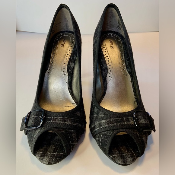 Apt 9 Madi Black Grey Plaid Tartan Heels Stiletto Size 8M - Picture 13 of 15